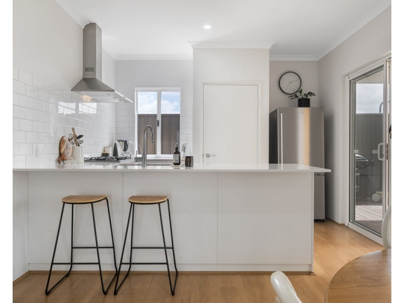 58 Onyx Road, Mount Richon WA 6112