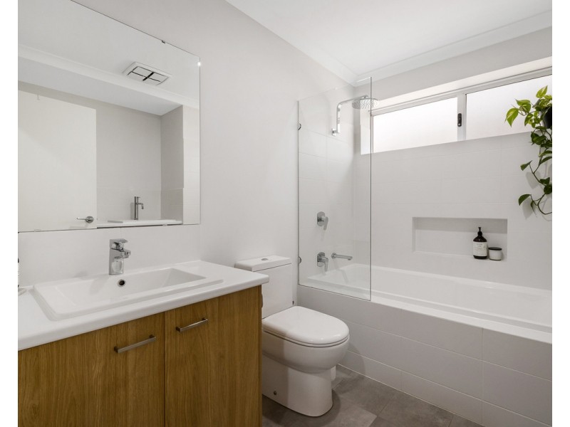 58 Onyx Road, Mount Richon WA 6112