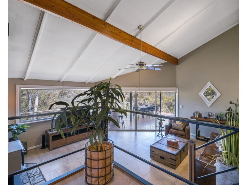 4 Old Coach Place, Roleystone WA 6111