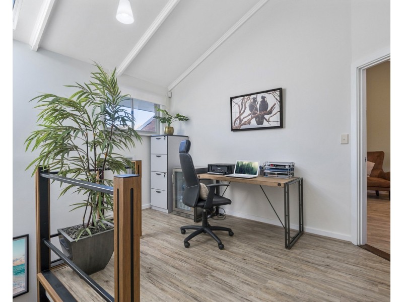 4 Old Coach Place, Roleystone WA 6111