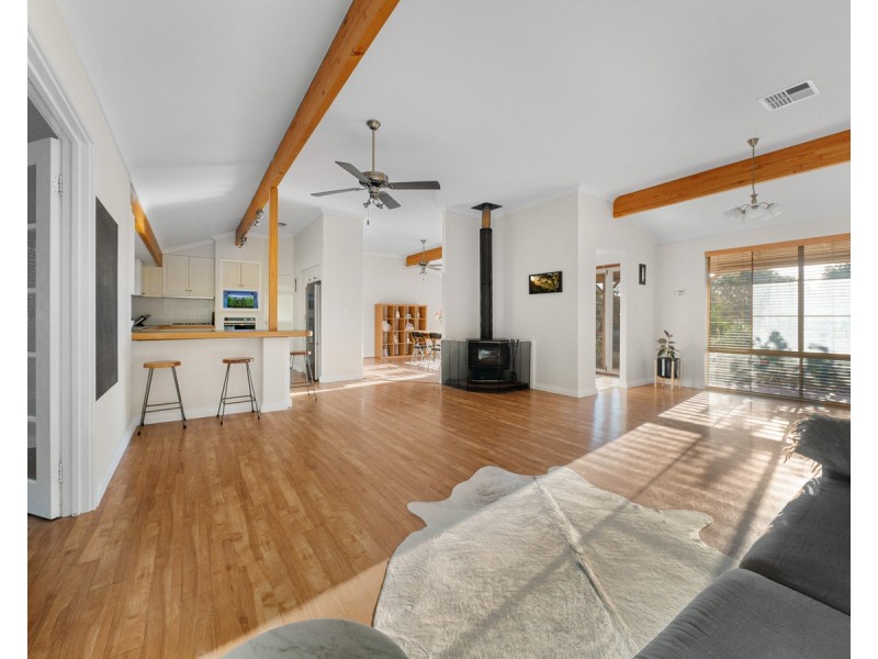 28 Rubida Rise, Roleystone WA 6111