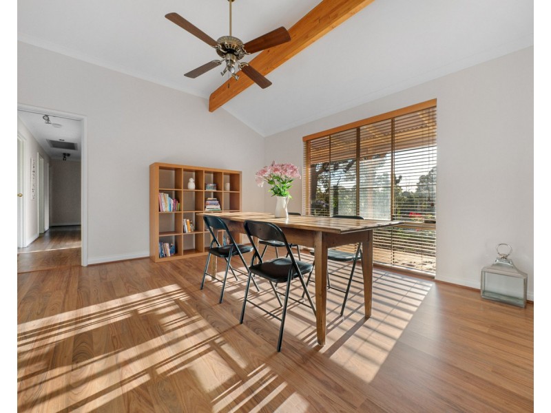 28 Rubida Rise, Roleystone WA 6111