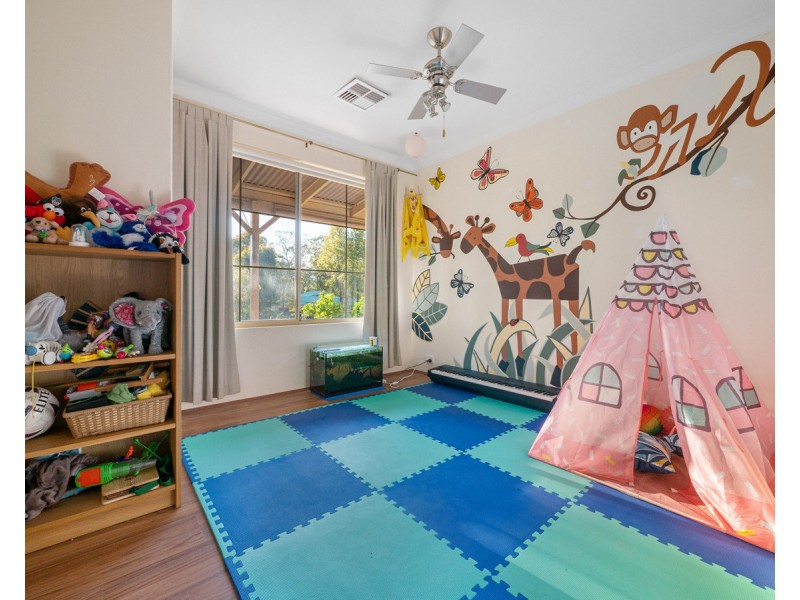 28 Rubida Rise, Roleystone WA 6111