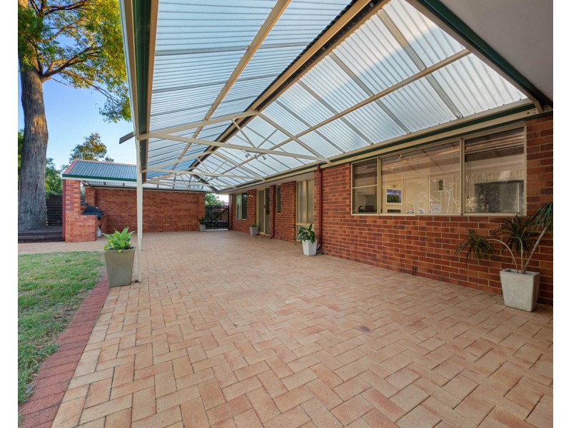 28 Rubida Rise, Roleystone WA 6111