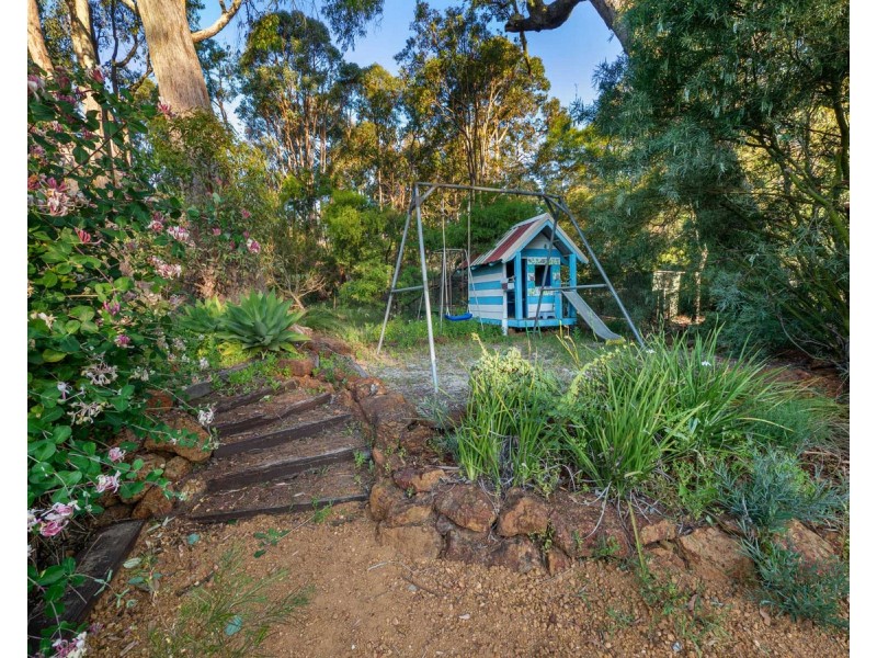 28 Rubida Rise, Roleystone WA 6111