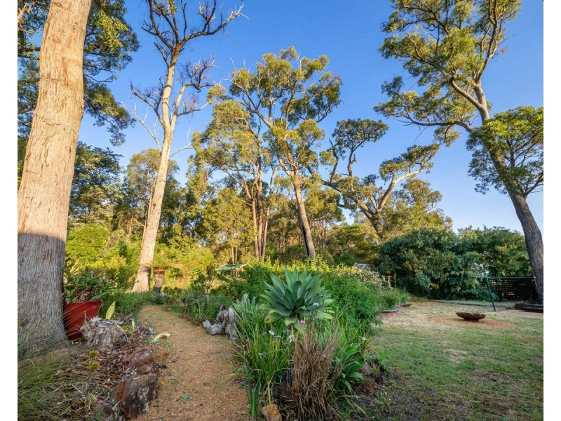 28 Rubida Rise, Roleystone WA 6111