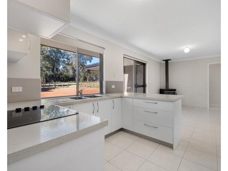 688 Albany Highway, Bedfordale WA 6112