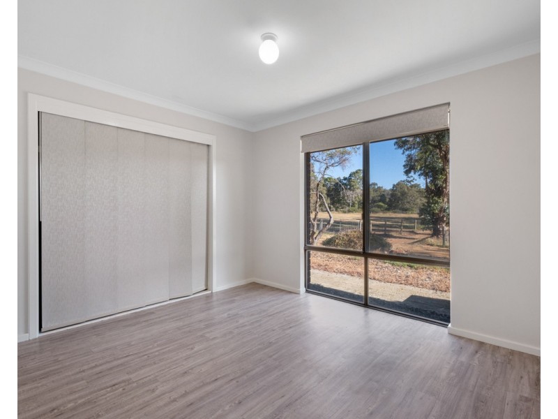 688 Albany Highway, Bedfordale WA 6112