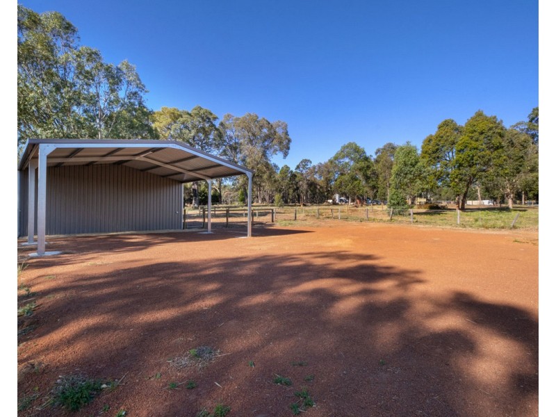 688 Albany Highway, Bedfordale WA 6112
