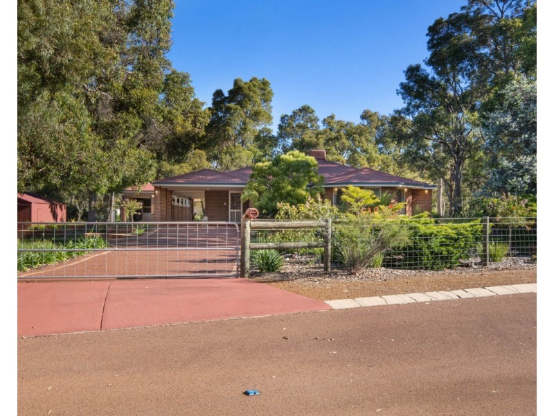 6 Grono Road, Bedfordale WA 6112