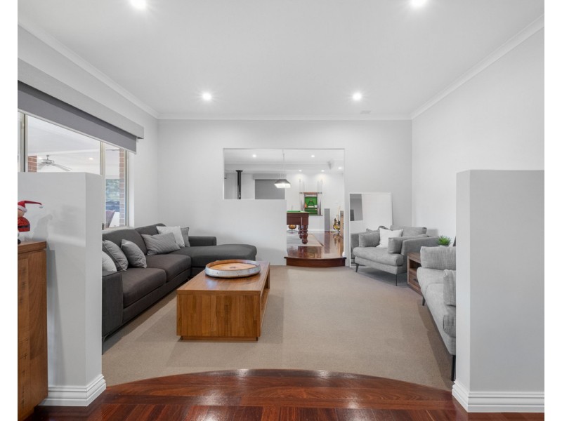 6 Grono Road, Bedfordale WA 6112