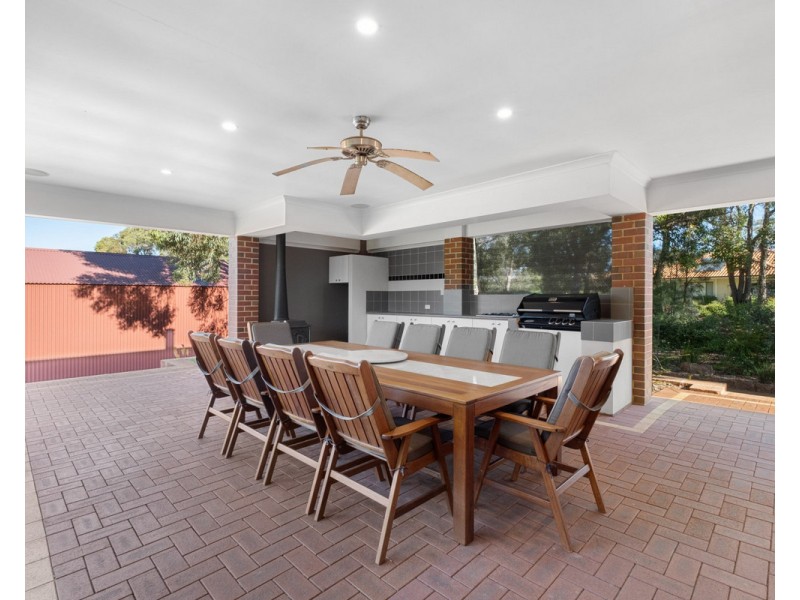 6 Grono Road, Bedfordale WA 6112