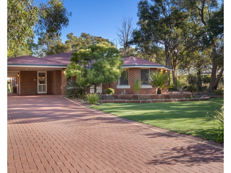 6 Grono Road, Bedfordale WA 6112