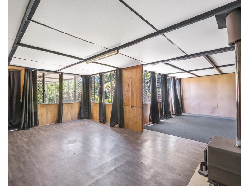 10 Coolabah Drive, Mount Nasura WA 6112