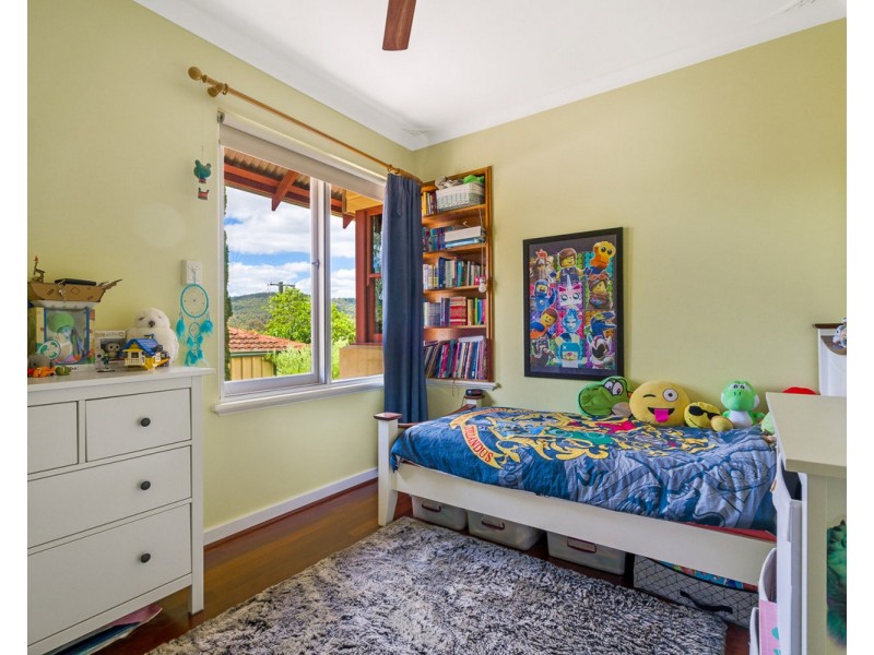 11 Dale Street, Mount Nasura WA 6112