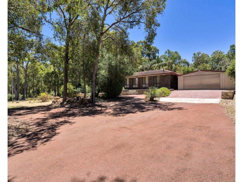 7 Sefton Road, Roleystone WA 6111