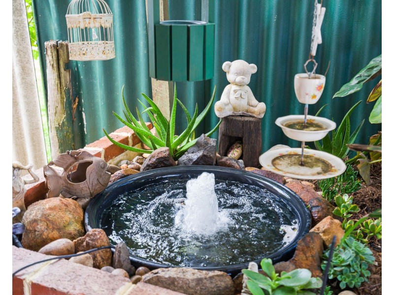 8 Foster Road, Kelmscott WA 6111