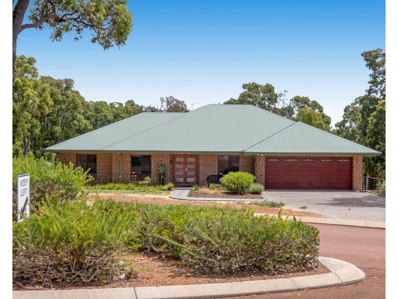 24 Blissett Drive, Bedfordale WA 6112