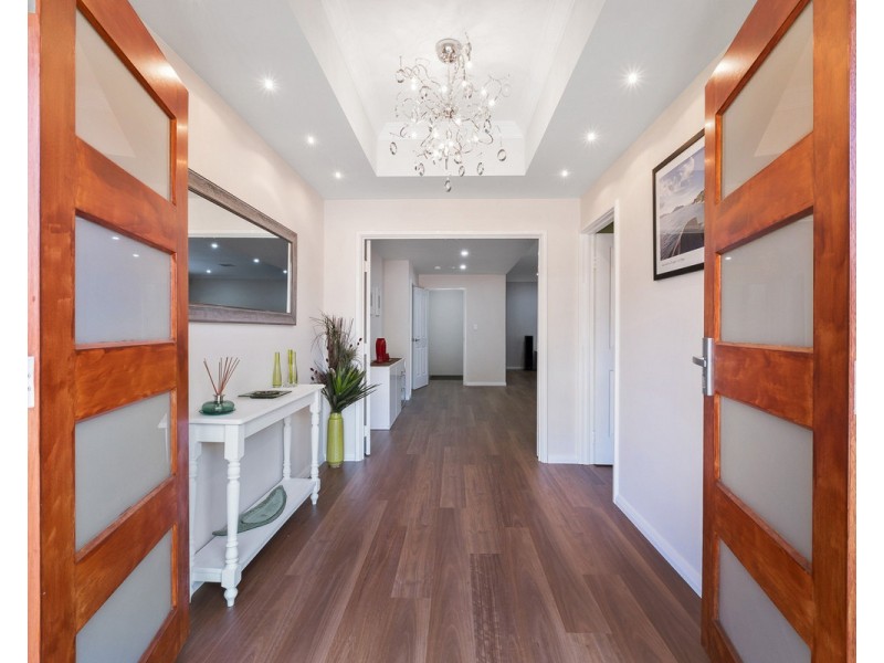 24 Blissett Drive, Bedfordale WA 6112