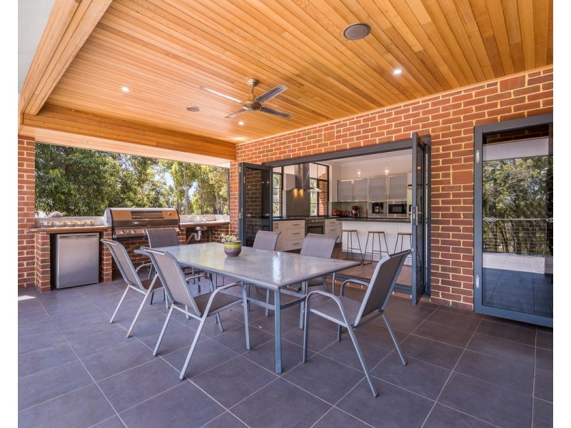 24 Blissett Drive, Bedfordale WA 6112