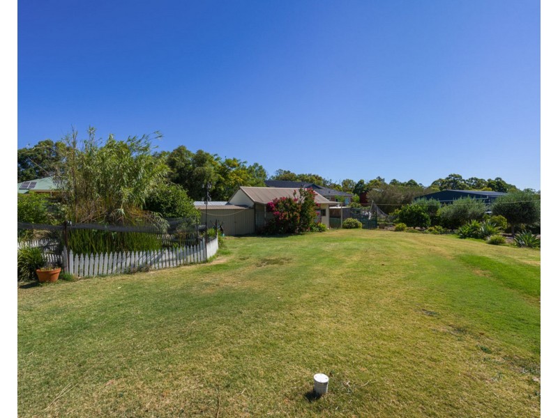 11 Arania Place, Bedfordale WA 6112