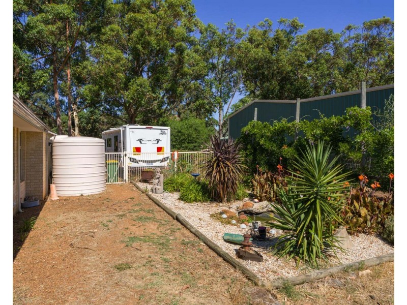 11 Arania Place, Bedfordale WA 6112