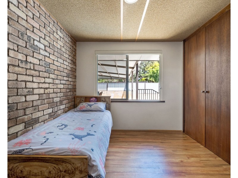 210 Peet Road, Roleystone WA 6111