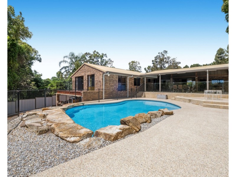 210 Peet Road, Roleystone WA 6111