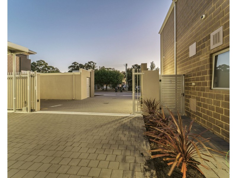 16/8 Blackburn Street, Maddington WA 6109