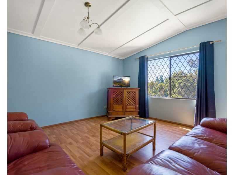 49 Canns Road, Bedfordale WA 6112