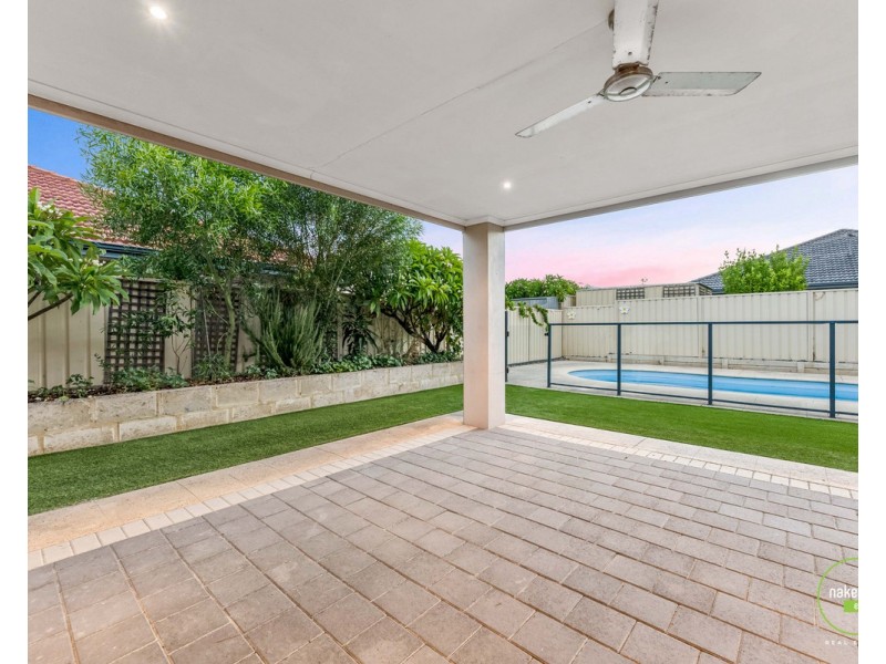 11 Laguna Way, Canning Vale WA 6155