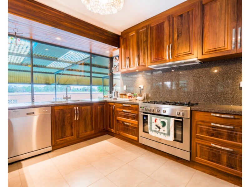 326 Leipold Road, Oldbury WA 6121