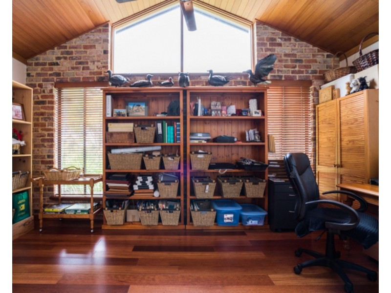 326 Leipold Road, Oldbury WA 6121