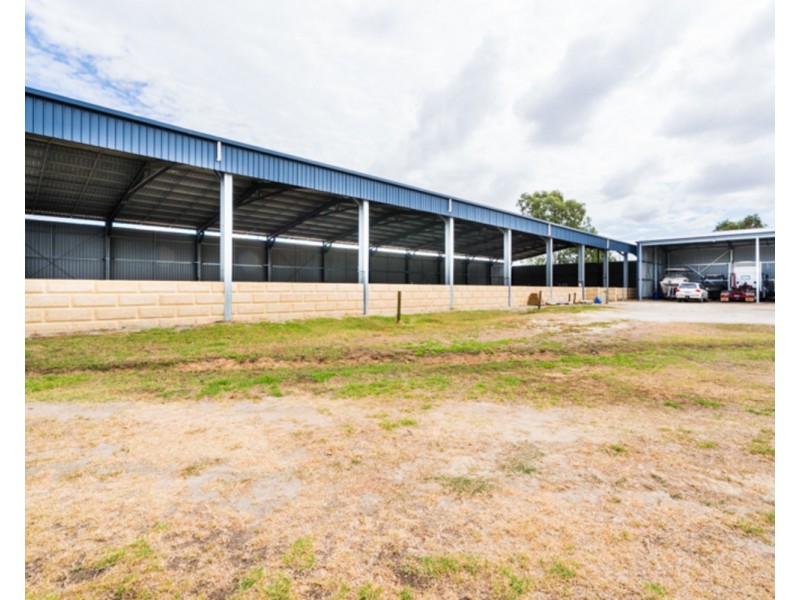 326 Leipold Road, Oldbury WA 6121