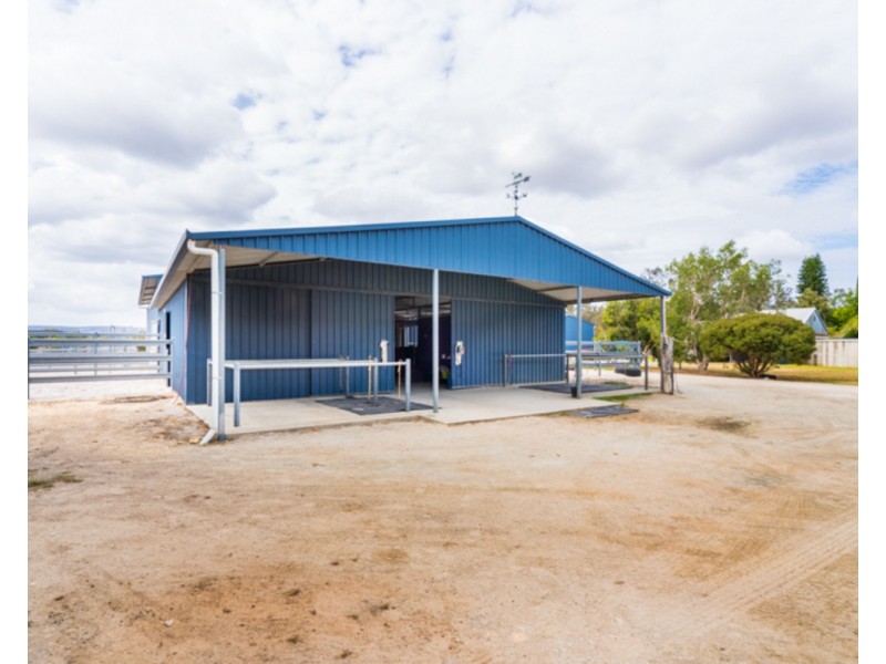 326 Leipold Road, Oldbury WA 6121