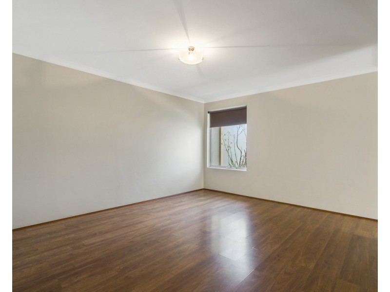 30 Calneggia Drive, Byford WA 6122