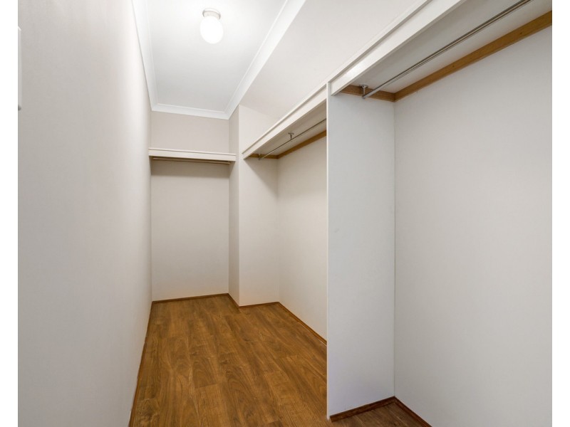 30 Calneggia Drive, Byford WA 6122