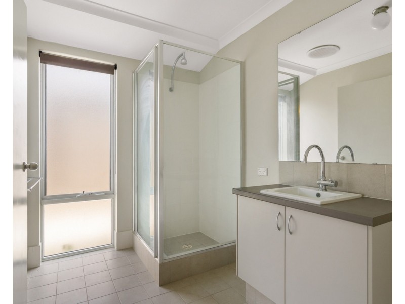 30 Calneggia Drive, Byford WA 6122