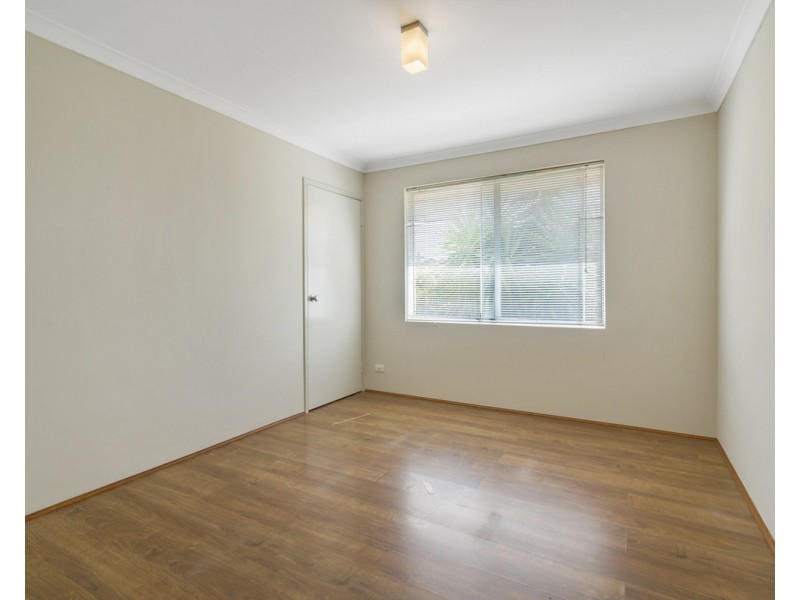 30 Calneggia Drive, Byford WA 6122