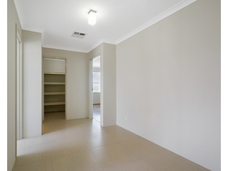 30 Calneggia Drive, Byford WA 6122