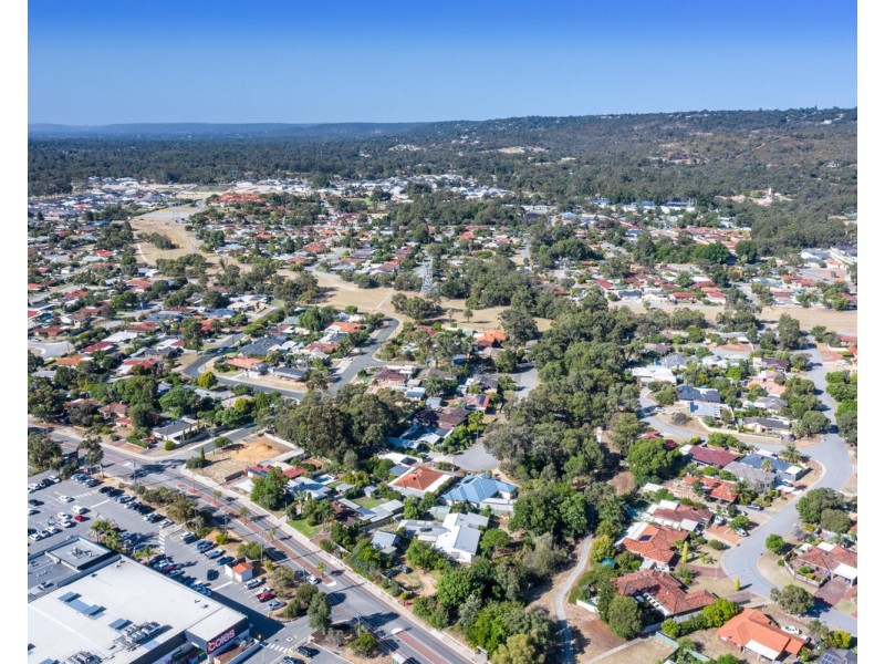 13 Strelitzia Avenue, Forrestfield WA 6058