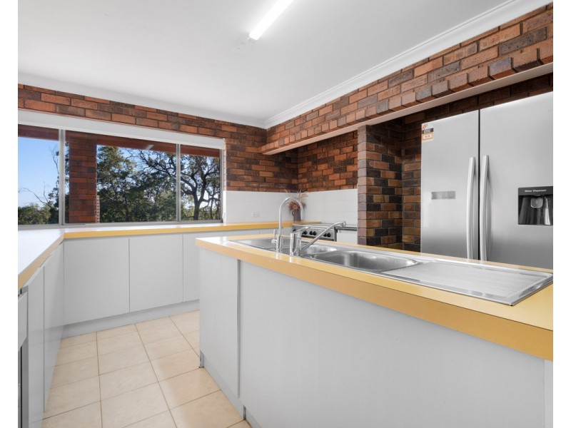 4 Otway Place, Bedfordale WA 6112