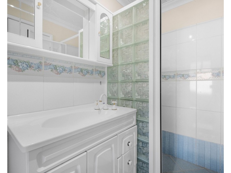 4 Otway Place, Bedfordale WA 6112