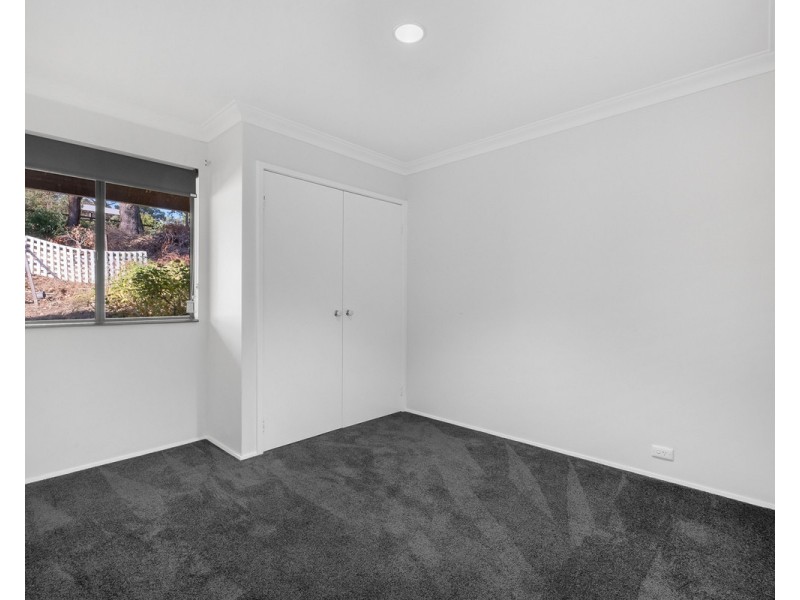 4 Otway Place, Bedfordale WA 6112