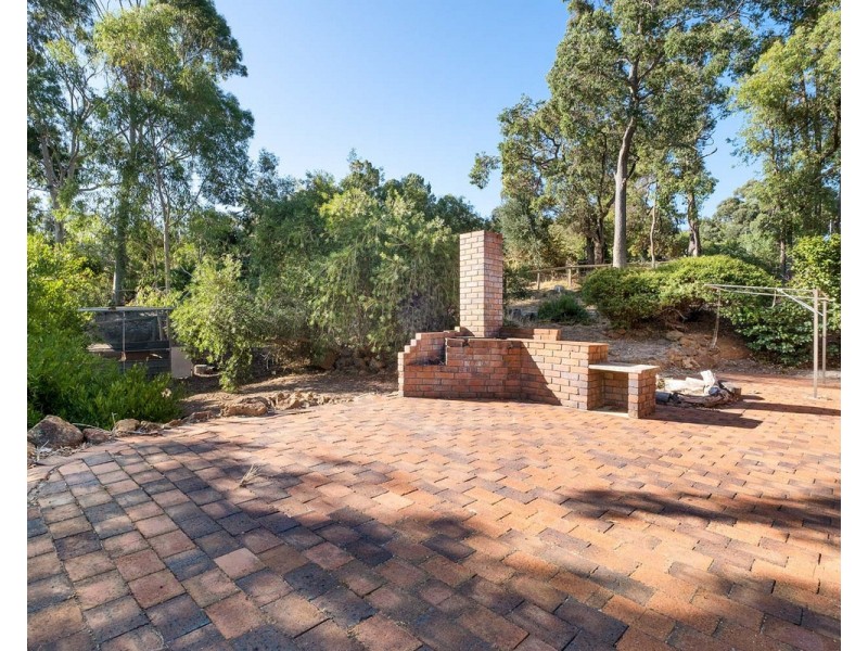4 Otway Place, Bedfordale WA 6112