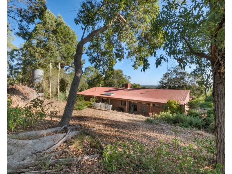 4 Otway Place, Bedfordale WA 6112