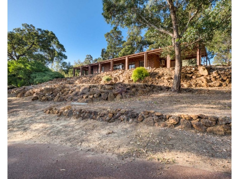 4 Otway Place, Bedfordale WA 6112