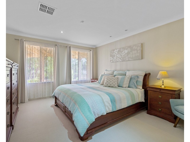 1 Blissett Drive, Bedfordale WA 6112