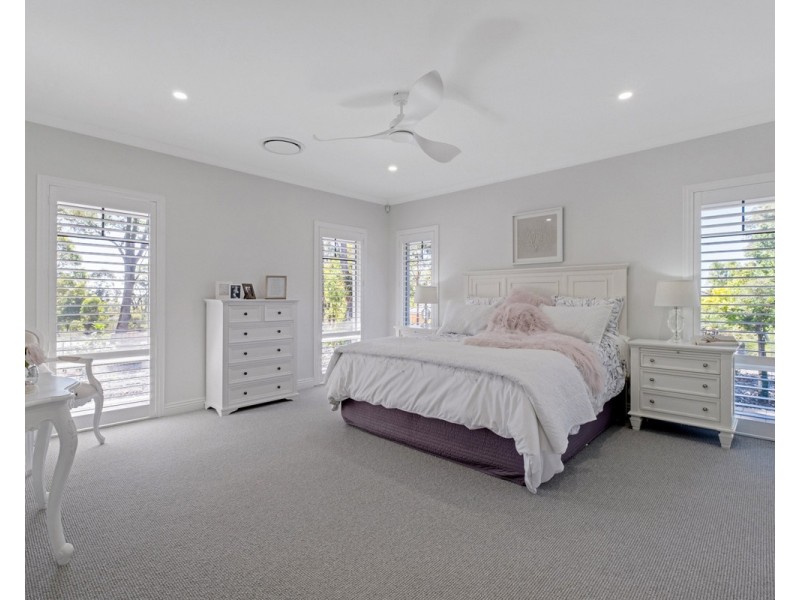 26 Dumas Drive, Bedfordale WA 6112