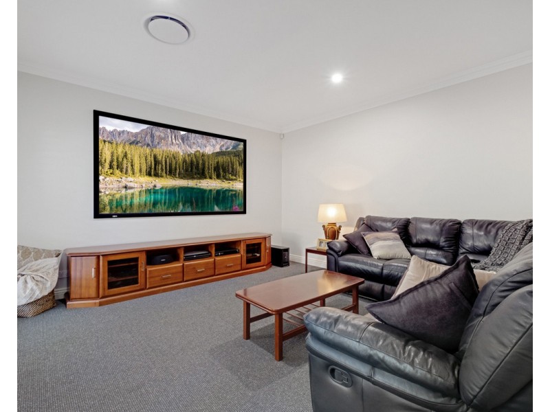 26 Dumas Drive, Bedfordale WA 6112